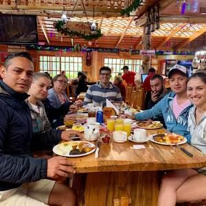 Meet your Posher, Luvia